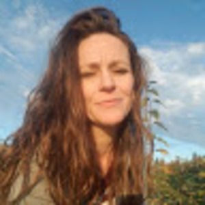 Meet your Posher, Carey